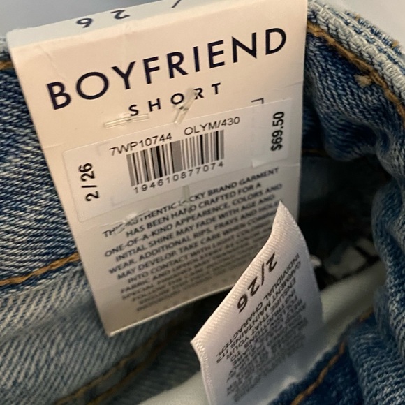 LUCKY BRAND Distressed Boyfriend Fray Denim Short - Picture 5 of 5